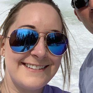 Meet your Posher, Baylee